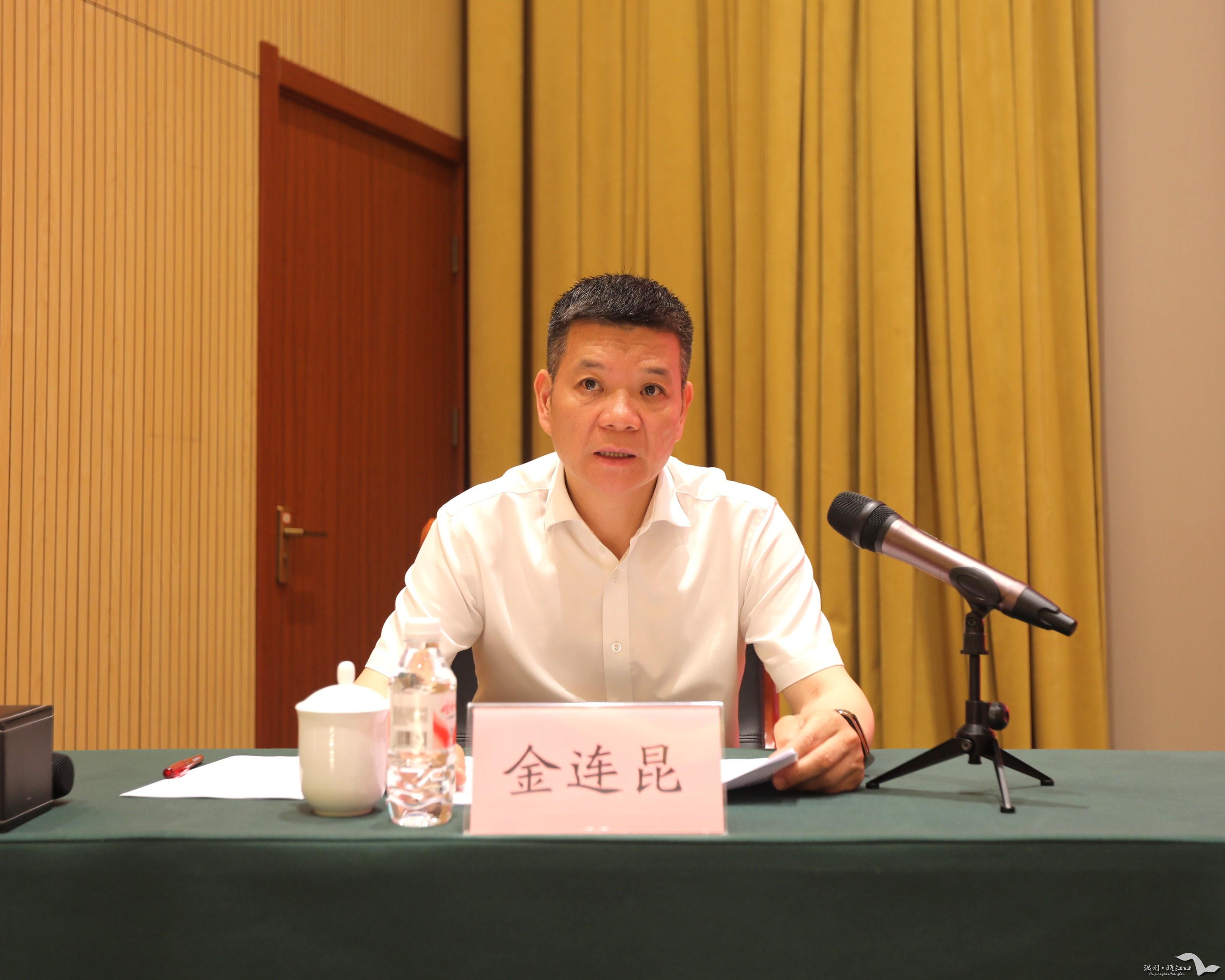 2.JPG